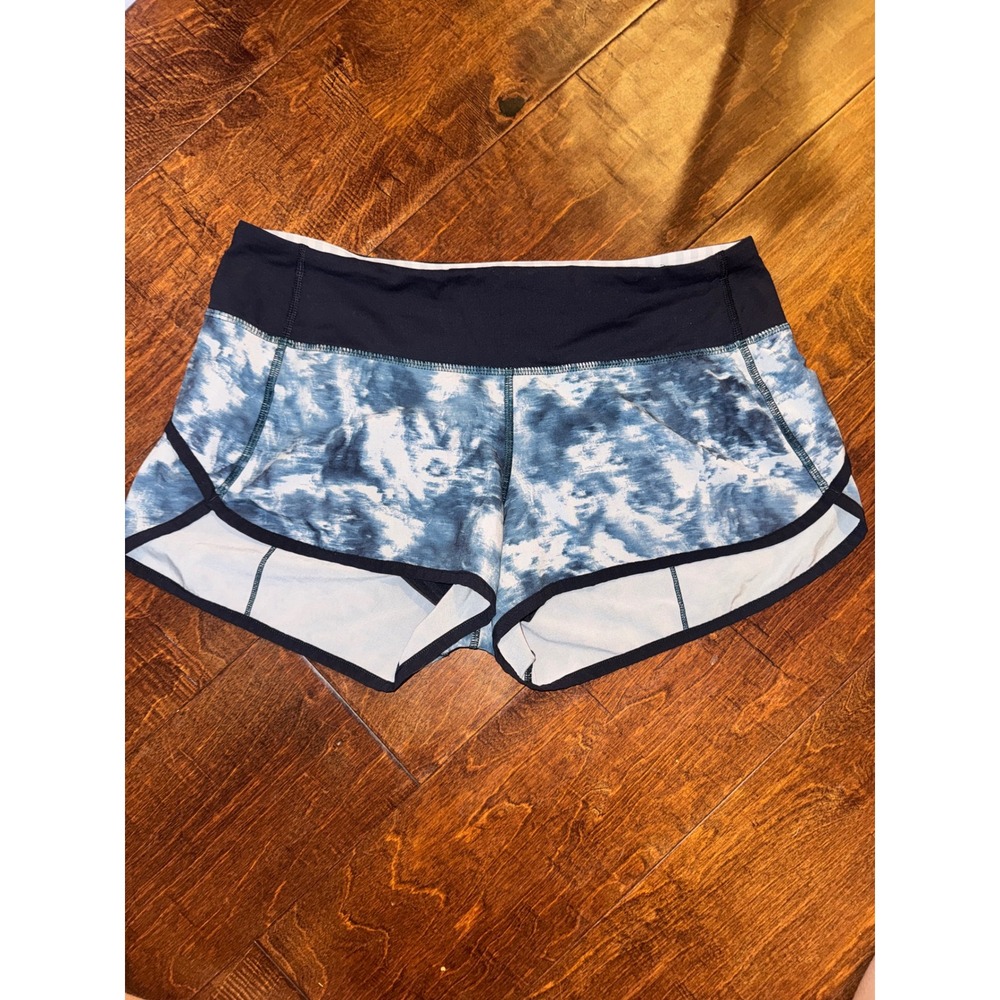 Lululemon Speed Up Shorts Blue‎ White Tie Dye Cloud Print Running Size 6